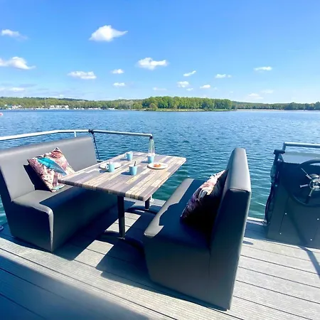 Houseboat Marina Mookerplas 4-6 Persoons Hébergement de vacances