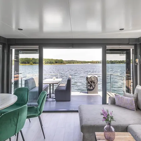 Houseboat Marina Mookerplas Aan Het Water | 4 - 6 Personen * Middelaar
