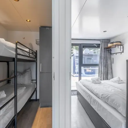 Houseboat Marina Mookerplas Aan Het Water | 4 - 6 Personen Сasa de vacaciones