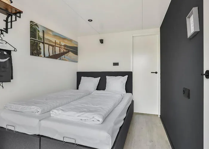 Houseboats Mookerplas