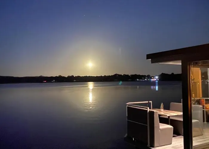 Houseboats Mookerplas Дом отдыха Middelaar