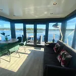 Dom wakacyjny Houseboats Mookerplas Middelaar