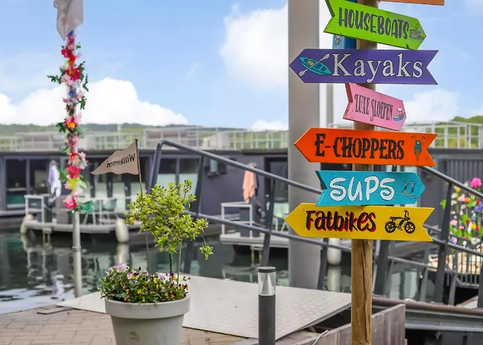 Сasa de vacaciones Houseboats Mookerplas *